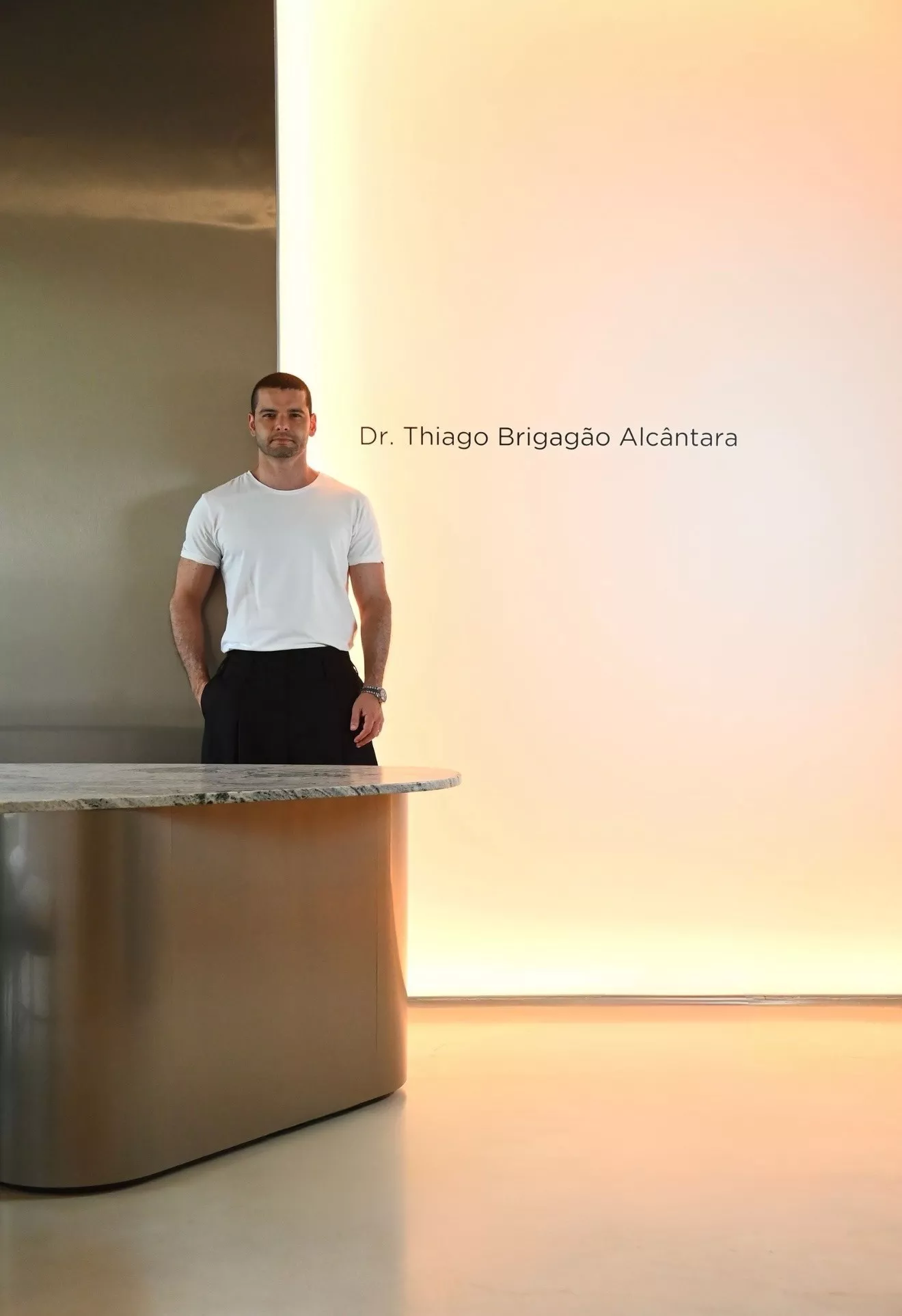 Dr. Thiago